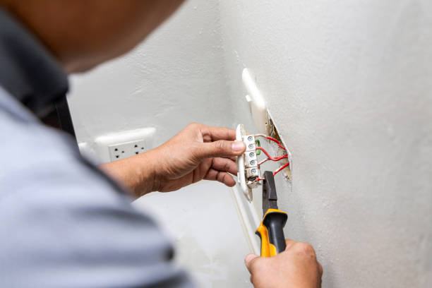 Best Electrical Outlet Repair  in Greenwood, MO